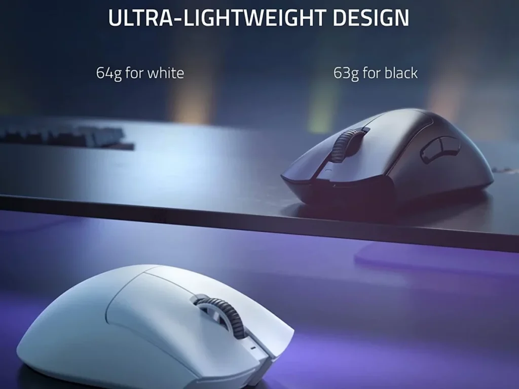 Razer DeathAdder V3 Pro trådløs gaming mus på et skrivebord